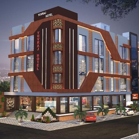 Hotel Yuvraj Grand Jabalpur Eksteriør bilde