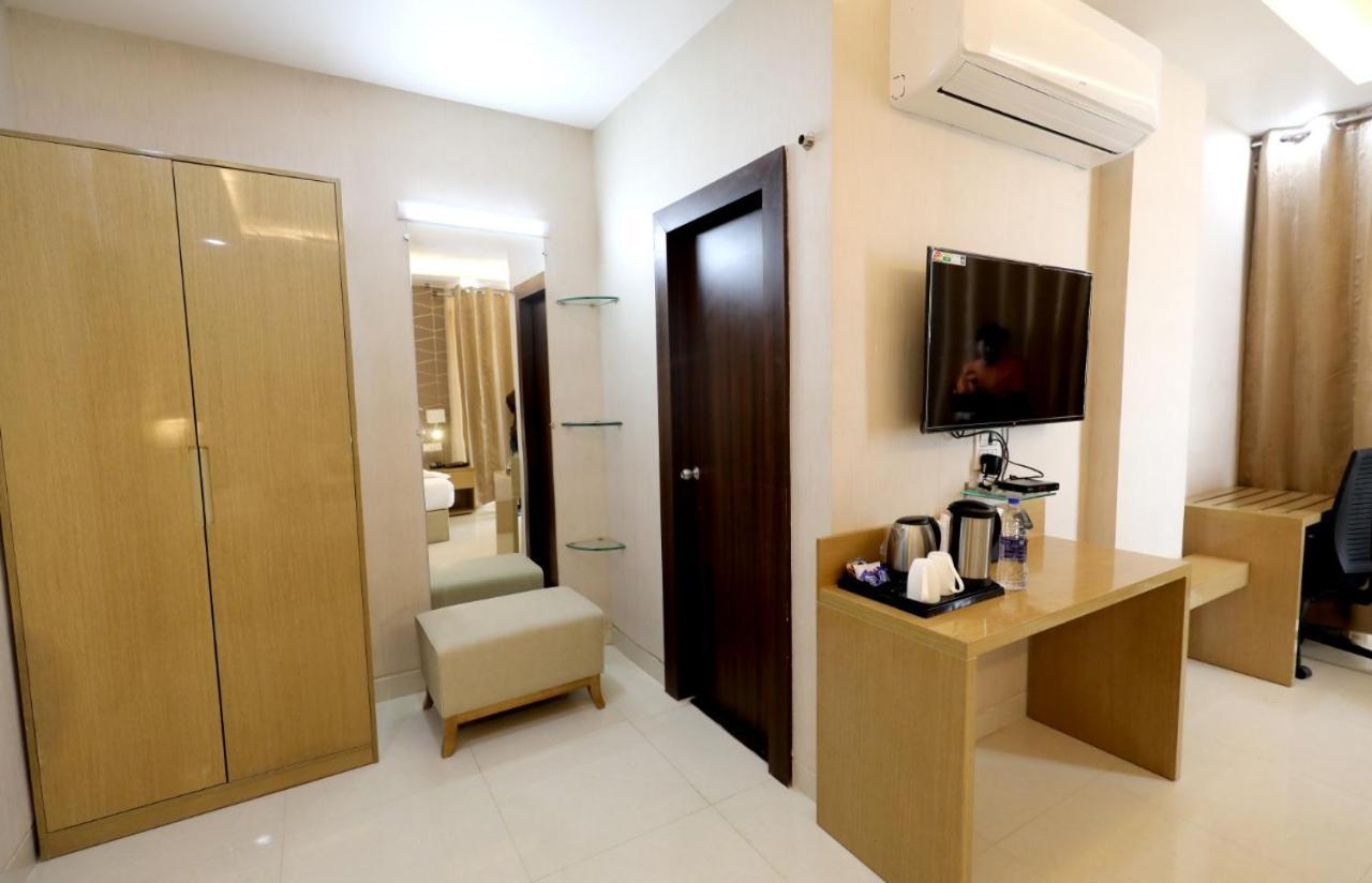 Hotel Yuvraj Grand Jabalpur Eksteriør bilde