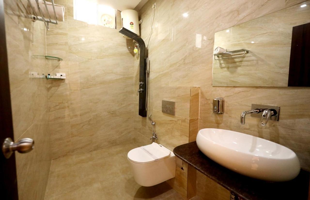 Hotel Yuvraj Grand Jabalpur Eksteriør bilde
